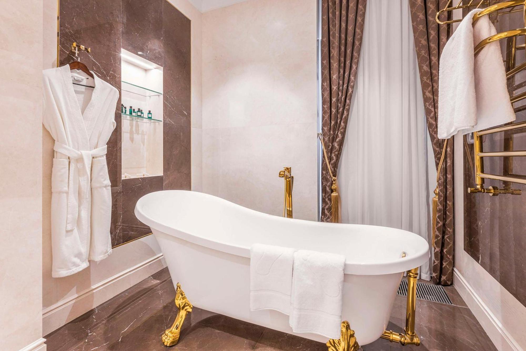 Hilton Garden Inn Samarkand Afrosiyob Ngoại thất bức ảnh