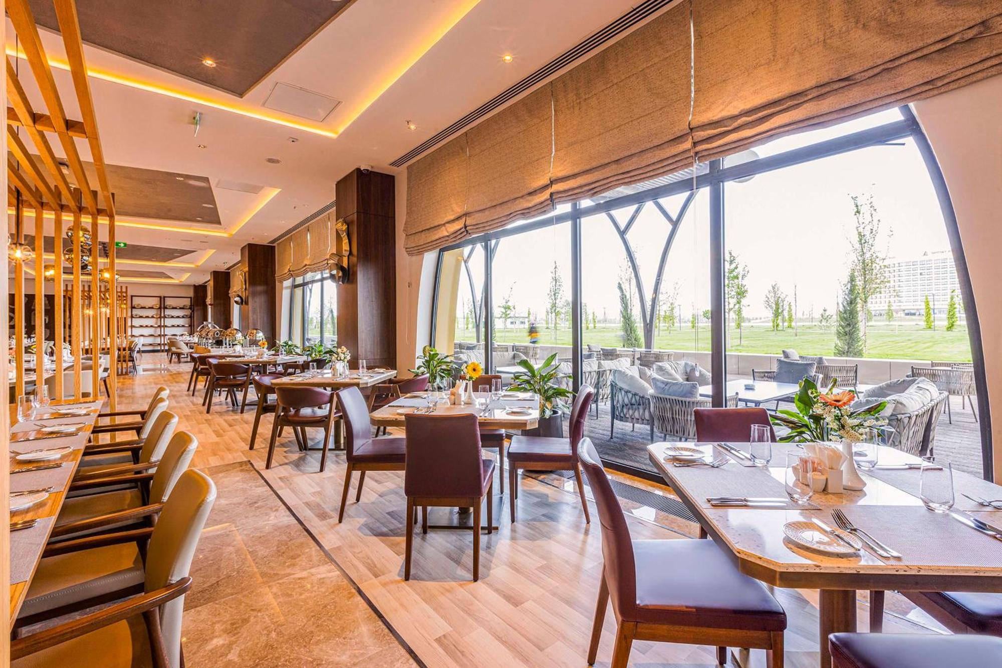 Hilton Garden Inn Samarkand Afrosiyob Ngoại thất bức ảnh